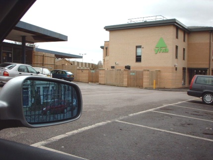 [Photo: Oxford YHA]