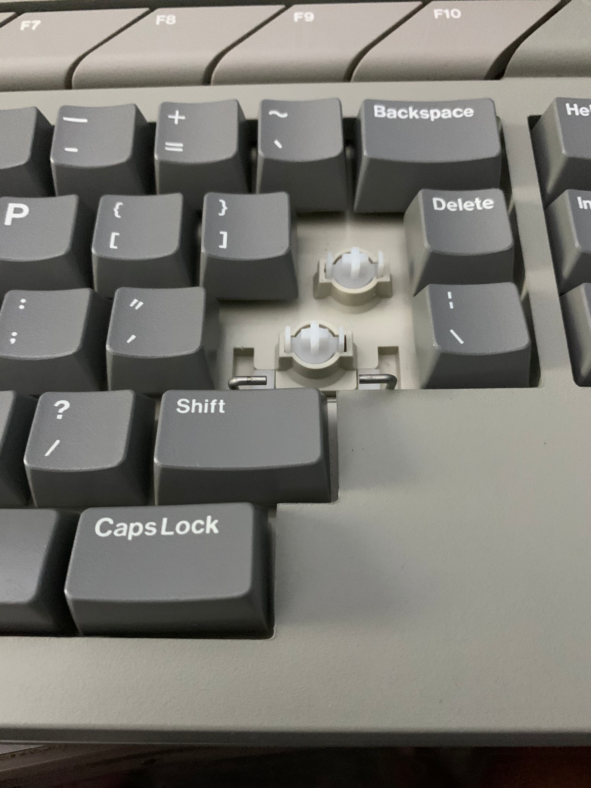 falcon-white-keyboard.png