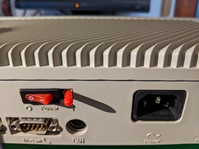 falcon060_power_switch-768x576.jpg